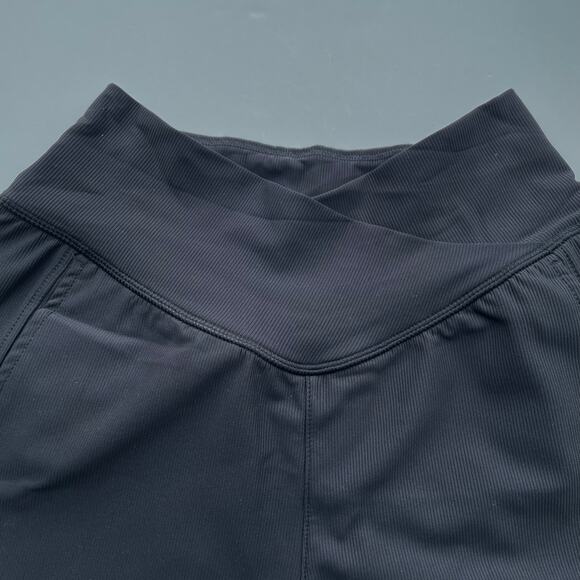 Halara Shorts Patitoff Crossover Side Pocket Ribbed Black Size Small NEW - Picture 4 of 8